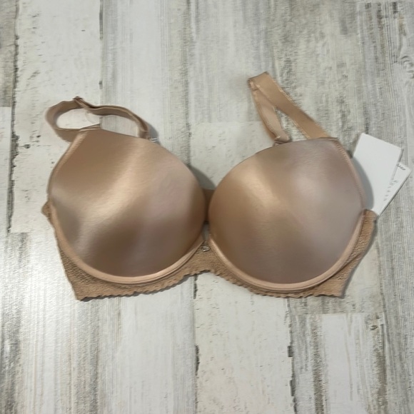 Peach Company Lovely Plunge Bra Size 38-11. 38D - Picture 1 of 9
